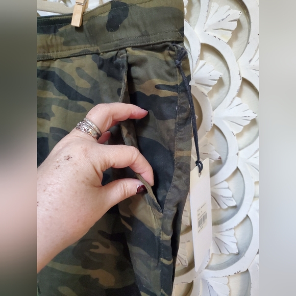 Camo Jogger Stretch Pants By Paper Cloth & Denim 4x NWT - Picture 6 of 16